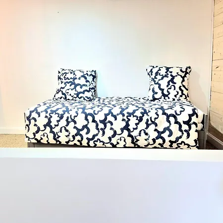 Face A La Cite, Terrasse Et Climatisation - Ae *