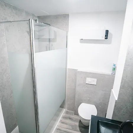 Face A La Cite, Terrasse Et Climatisation - Ae Apartment Carcassonne